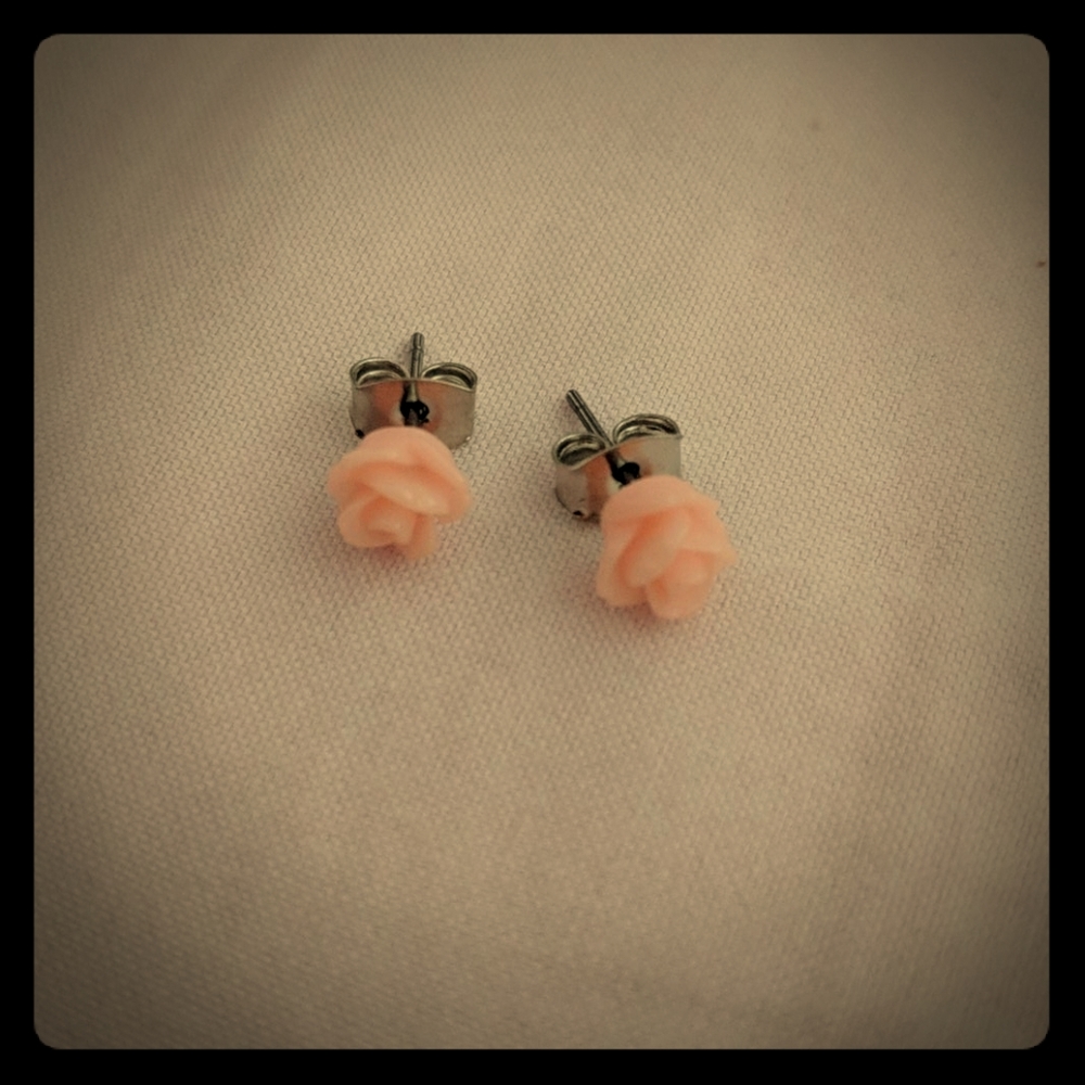 Rose bud Earing